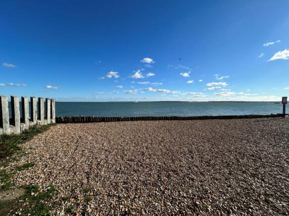Beach Hut,  Calshot Beach West, Calshot, Hampshire photo 5