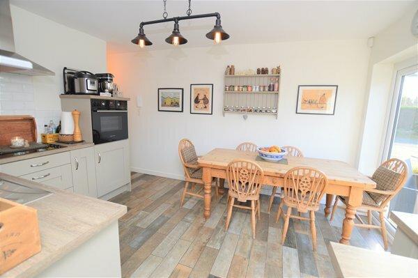 breakfast/kitchen