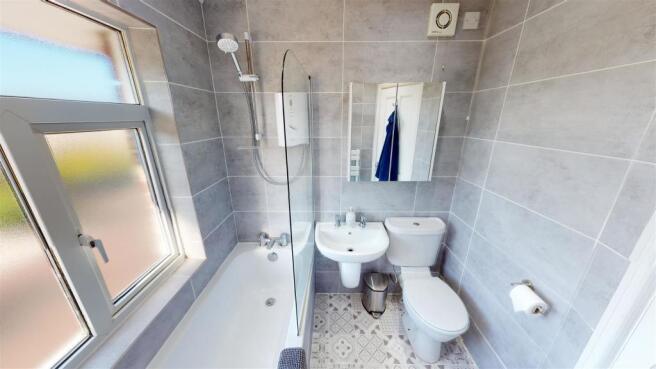 Pilkington Street Bathroom