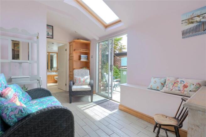 5 bed Terraced for sale Image 12