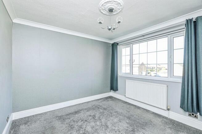 2 bed Semi-Detached for sale Image 8