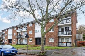10, Oakdene, Oaks Avenue, London SE19 1RB