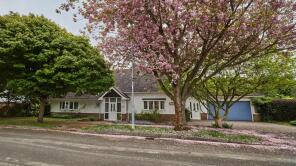 18, Elm Tree Drive, Burbage LE10 2TX