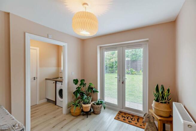 8602921-interior41-800.jpg