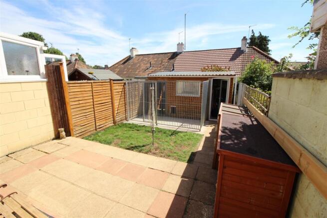 Rear Garden & Workshop