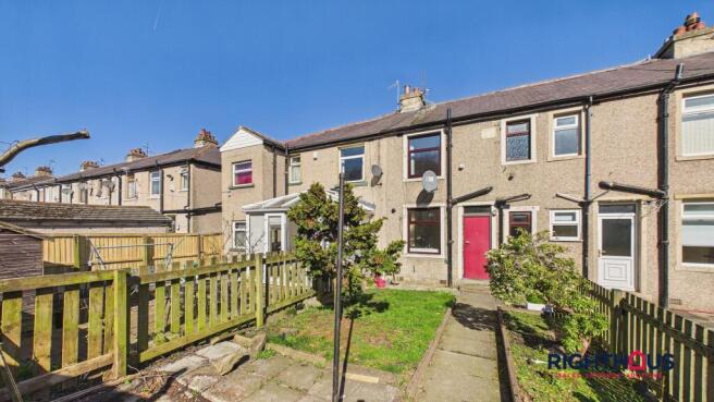 3 bed Terraced for sale Image 4