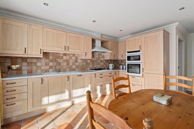 Kitchen/Breakfast Rm