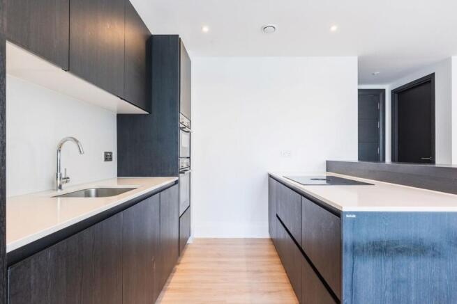 2 bed Apartment for sale Image 5