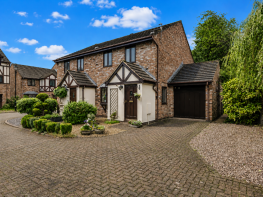 16, Quayside Mews, Lymm WA13 0HZ