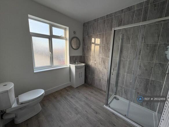 Bathroom To Back Bedroom