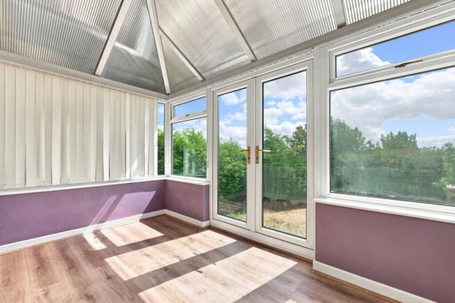3 bed Semi-Detached for sale Image 11