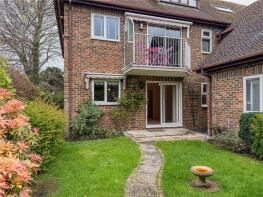 Flat 4, Elizabeth Court, Wortley Road, Christchurch BH23 5DT