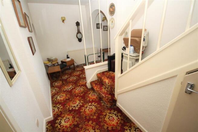 hallway 1.jpg