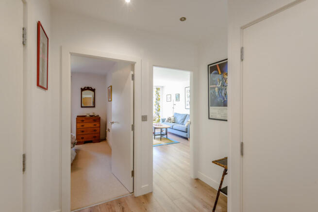 8393124-interior01-800