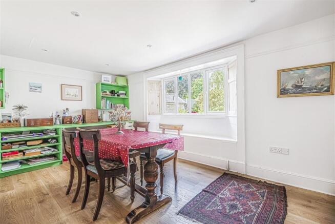 Dining Room.jpg