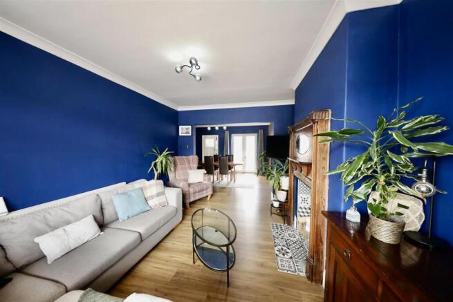 3 bed Terraced for sale Image 6