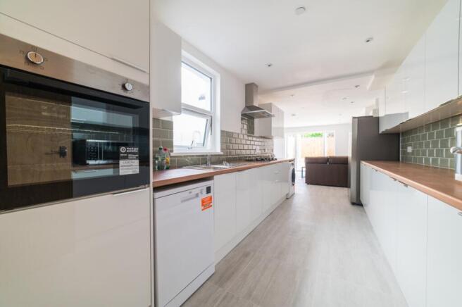 Call 02920 668585 to secure your viewing _1