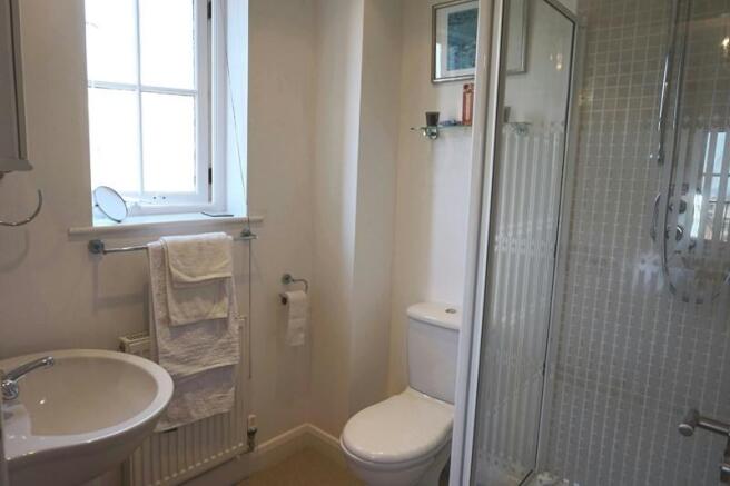 EN SUITE
