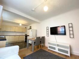 21, Shakespeare Avenue, Southampton SO17 2HA