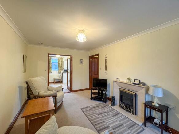 1 bed Ground Flat for sale Image 6