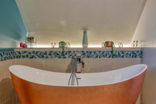 Ensuite Bathroom Feature