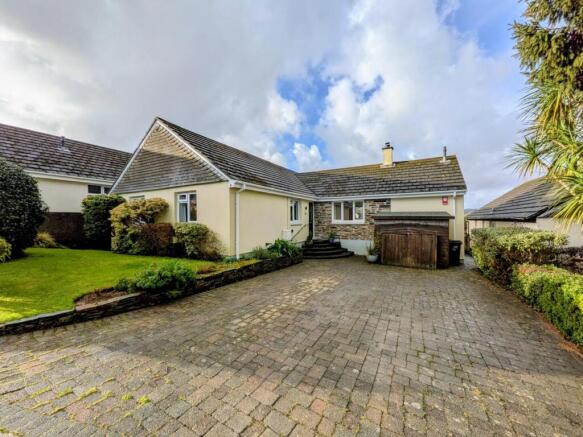4-bed detached on Perranwell Station, Truro, £530,000