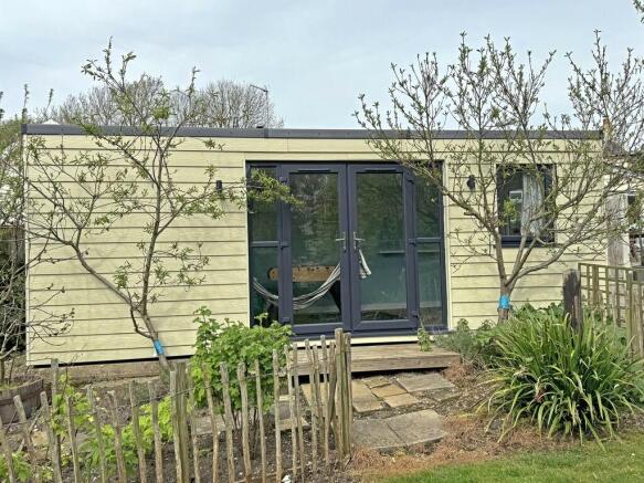 Garden room adjus...