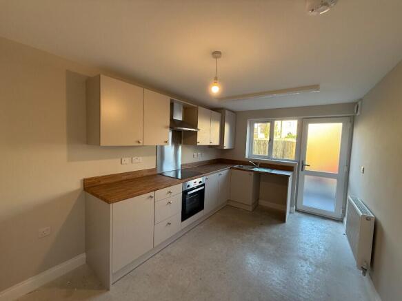 1 bed Ground Flat for sale Image 8