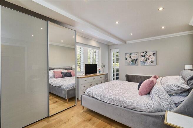 2 bed Apartment for sale Image 9