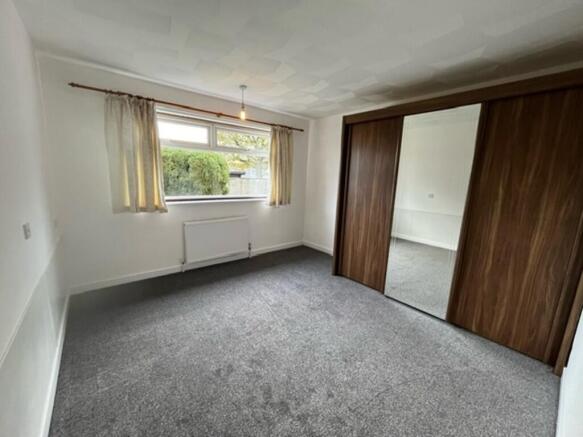 2 bed Detached Bungalow to rent Image 10