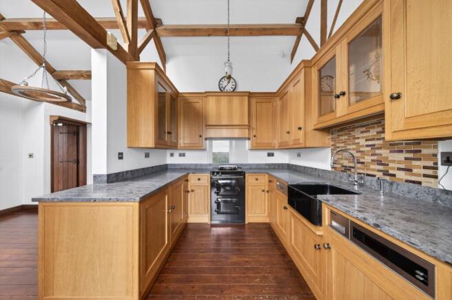 2 bed Barn Conversion for sale Image 9