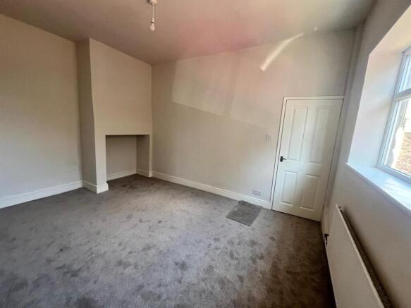 2 bed House for sale Image 11