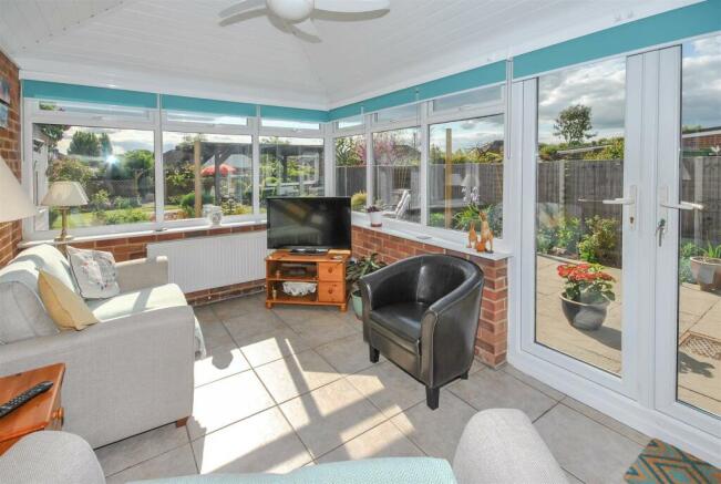 GARDEN ROOM/CONSERVATORY