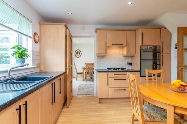 Dining kitchen