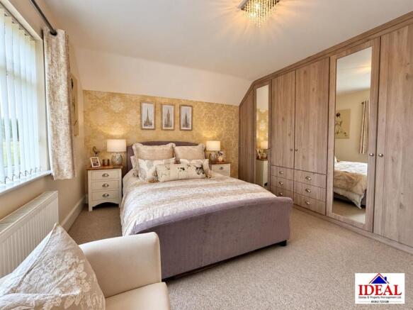 Master Bedroom.jpg