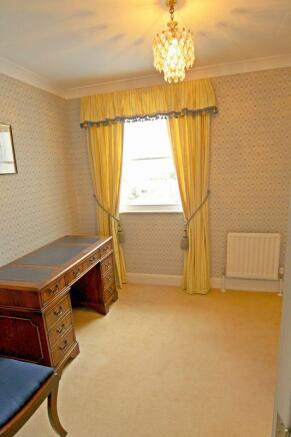 Third bedroom/...