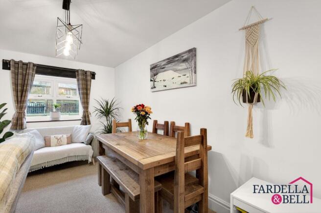 3 bed Semi-Detached for sale Image 10