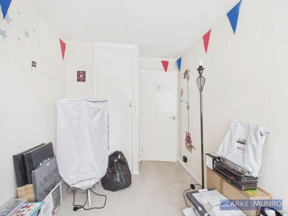 2 bed Flat for sale Image 8