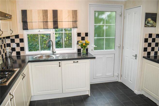 2 bed Bungalow for sale Image 4
