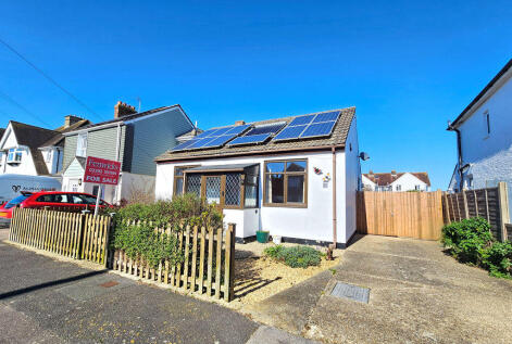 Raynes Road, Lee-On-The-Solent, PO13