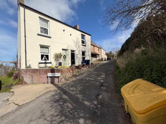 2 bed Terraced for sale Image 10
