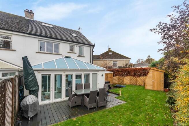 REAR SHOT AND PRIVATE GARDEN