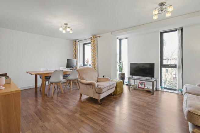 Living Area - Ang...