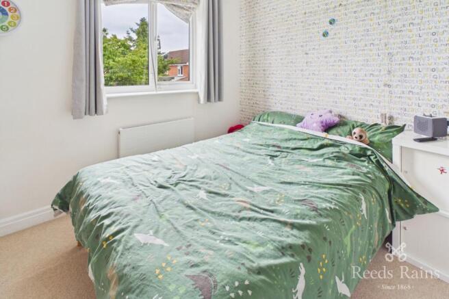 4 bed Detached for sale Image 7