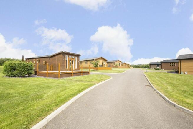 2 bed Bungalow for sale Image 5