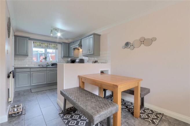 3 bed Detached for sale Image 5