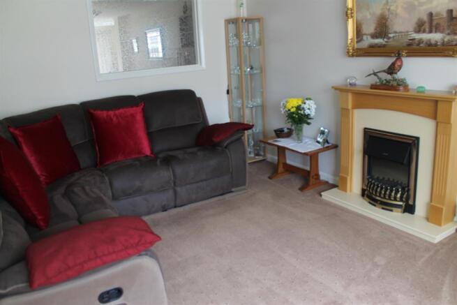 Lounge 1
