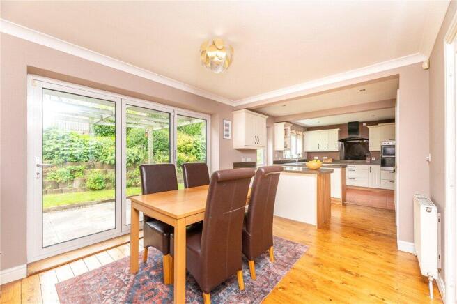4 bed Detached for sale Image 5