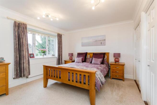 8319339-interior01.jpg