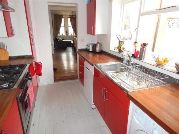 Kitchen (2)